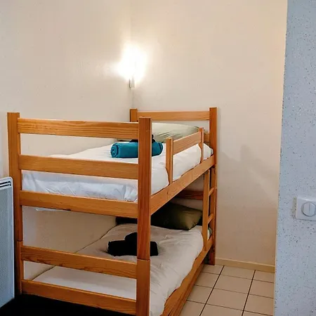 6 Pers Allee D Etigny *