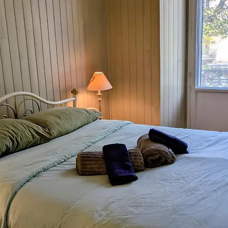 6 Pers Allee D Etigny *